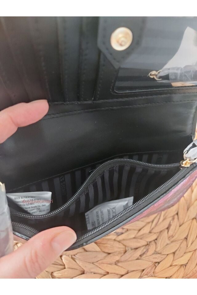 Phone Wristlet - Black Floral