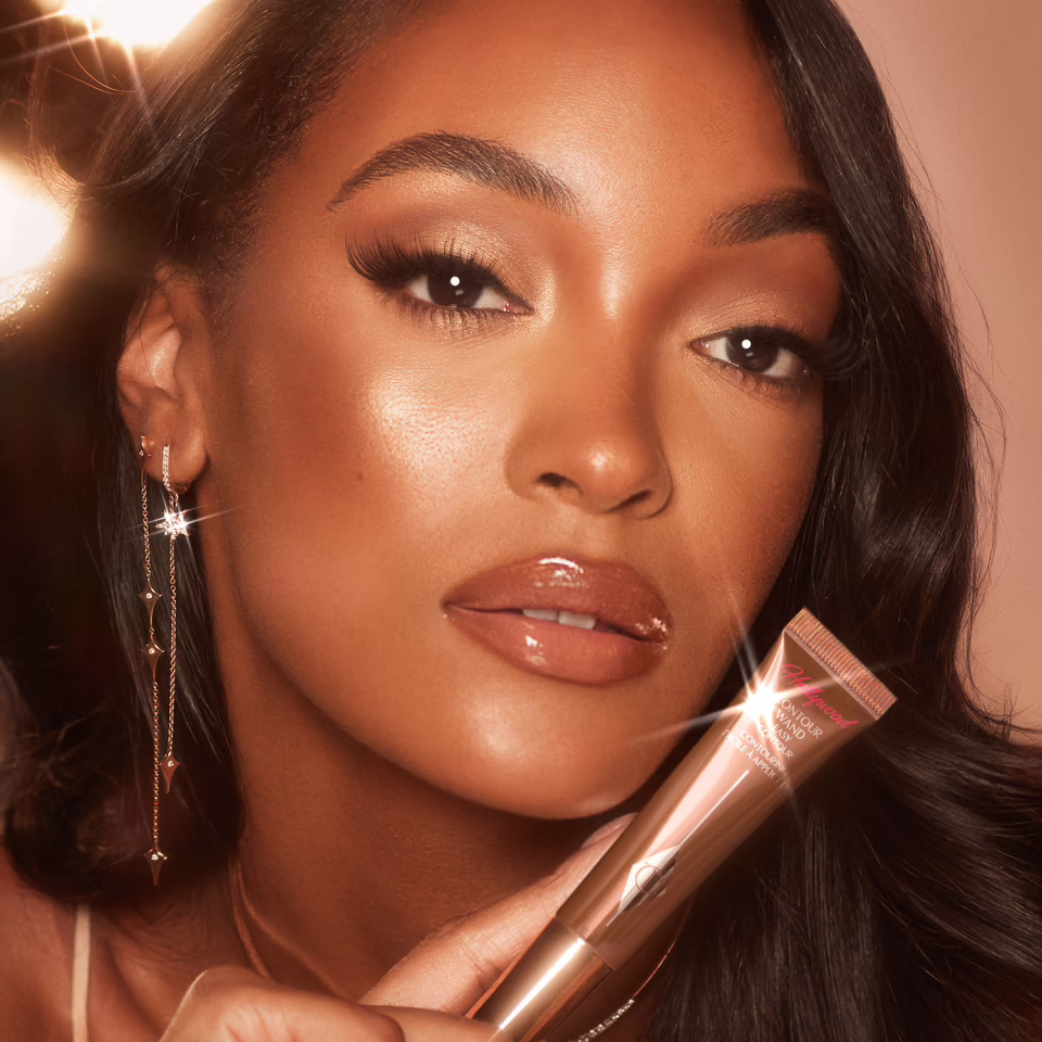 Hollywood Contour Wand Medium Deep 12ml.