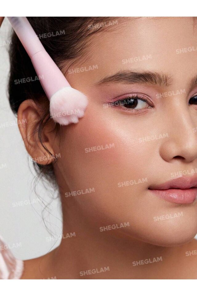 Color Bloom Liquid Blush Brush 1pc