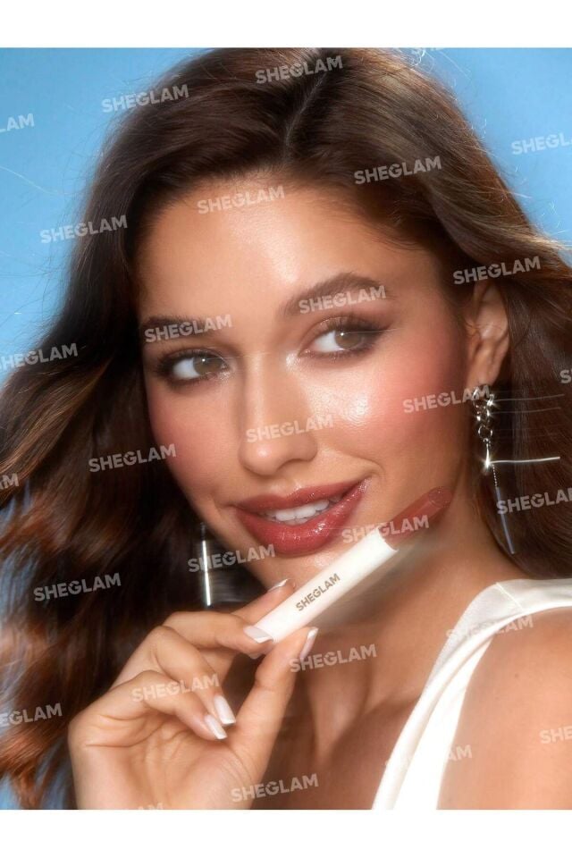 Pout-Perfect Shimmer Lip Plumper Sepia Kiss 2g.