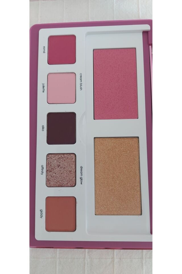Love Face Palette - Yüz Paleti 14.5g.