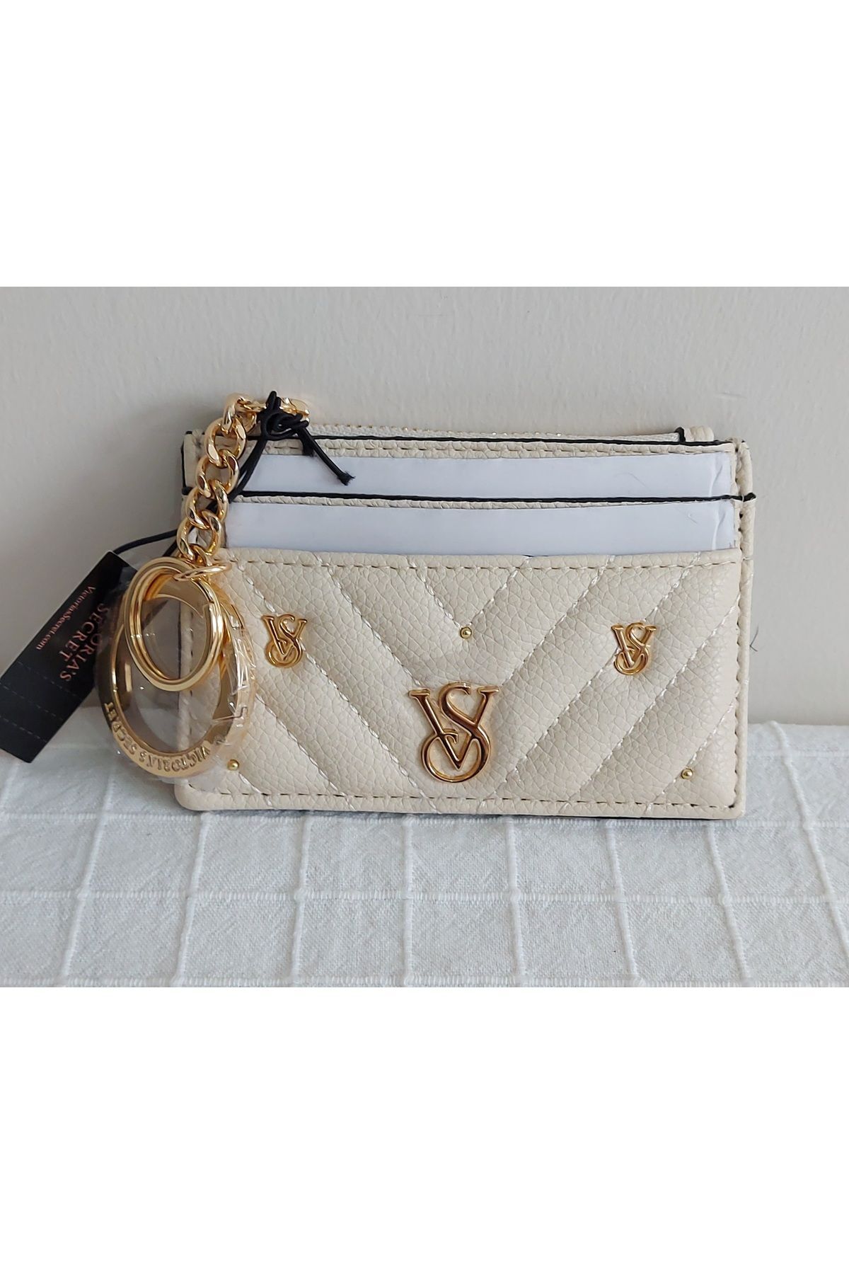 Victoria Kartlık Krem